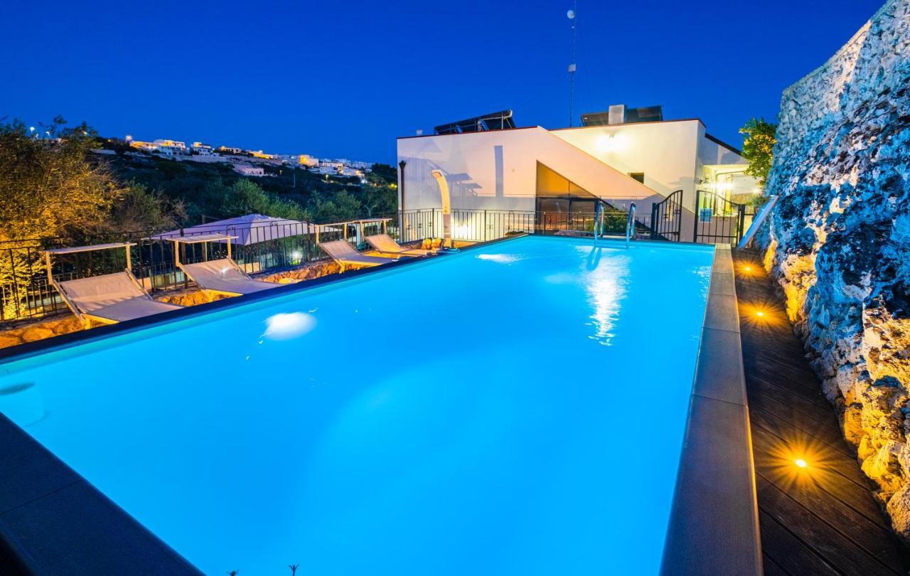 Villa Vanessa Con Piscina Privata - Castro Castro  Extérieur photo