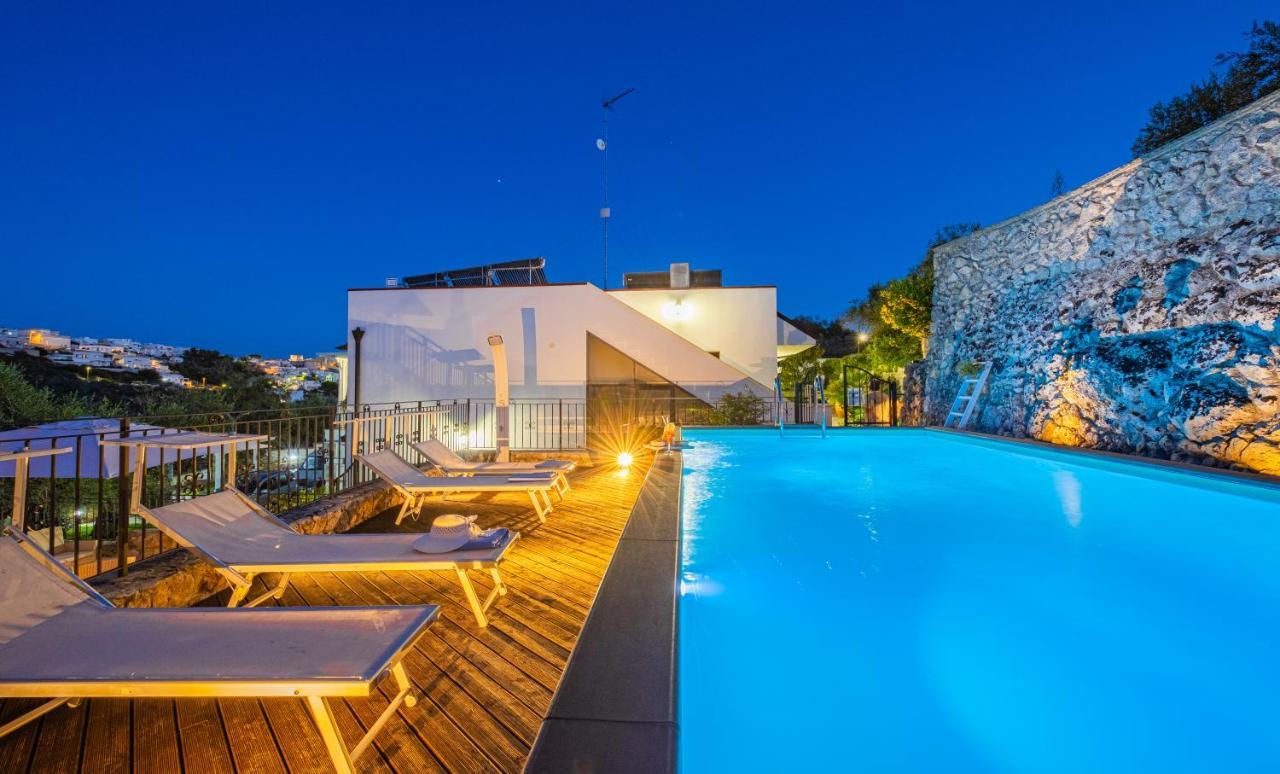 Villa Vanessa Con Piscina Privata - Castro Castro  Extérieur photo
